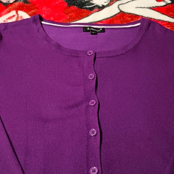 A. Jesdani Cardigan - Picture 2 of 6